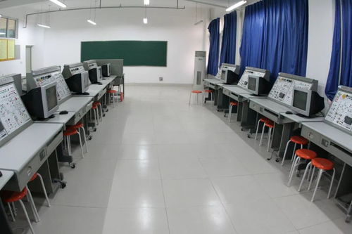 画得了机械图纸，玩得转机器人 大机械工程管理服务的卓越风采